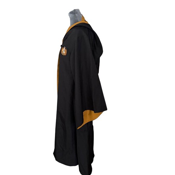 Harry Potter Hufflepuff Robe With Hood & Crest Size XS - Picture 5 of 9
